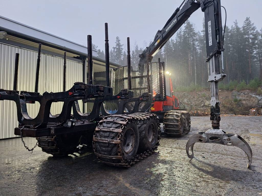 Komatsu 875 - شاحنات نقل الأخشاب في الغابات: صور 3 Komatsu 875 - شاحنات نقل الأخشاب في الغابات: صور 3