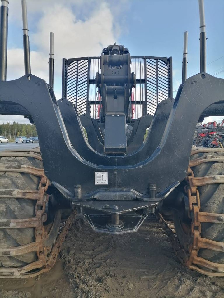 Komatsu 875 - شاحنات نقل الأخشاب في الغابات: صور 2 Komatsu 875 - شاحنات نقل الأخشاب في الغابات: صور 2