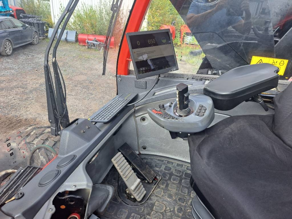 الحصادات Komatsu 901 XC: صور 14