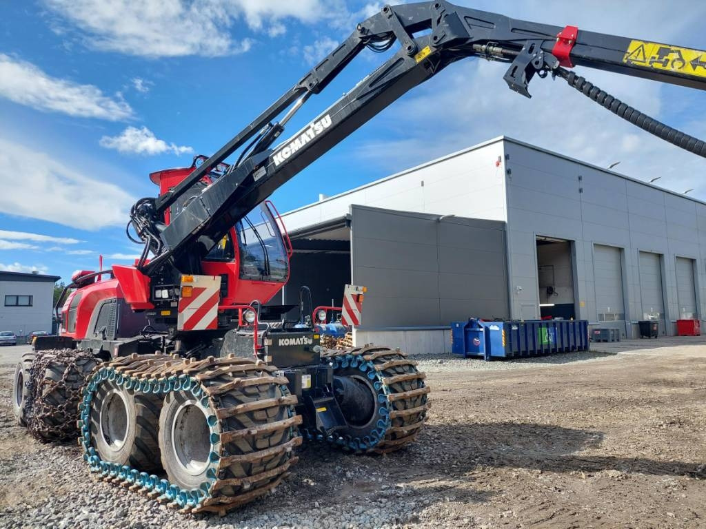 Komatsu 901 XC - الحصادات: صور 4 Komatsu 901 XC - الحصادات: صور 4