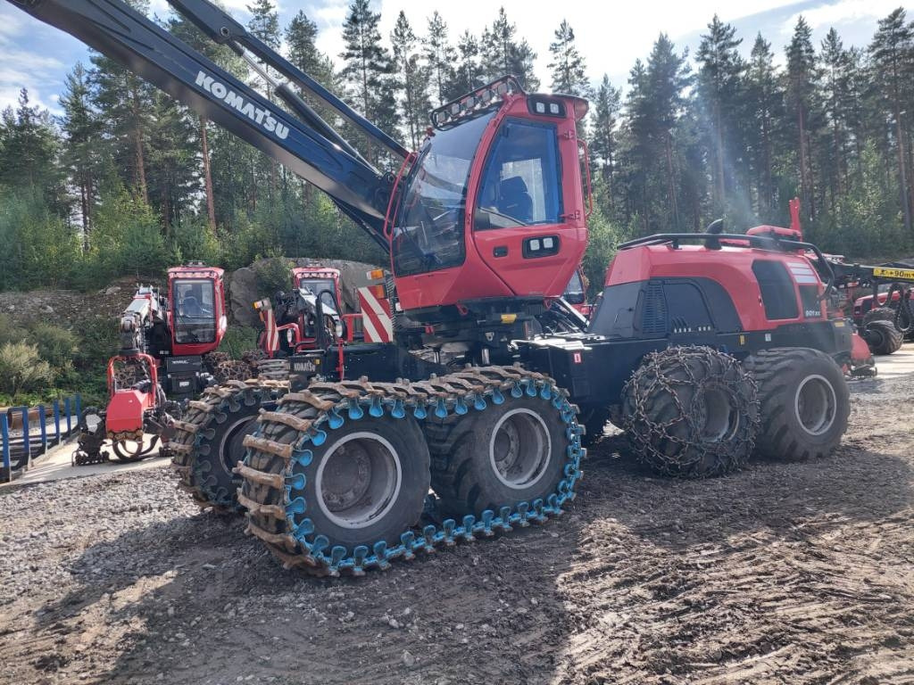 Komatsu 901 XC - الحصادات: صور 5 Komatsu 901 XC - الحصادات: صور 5