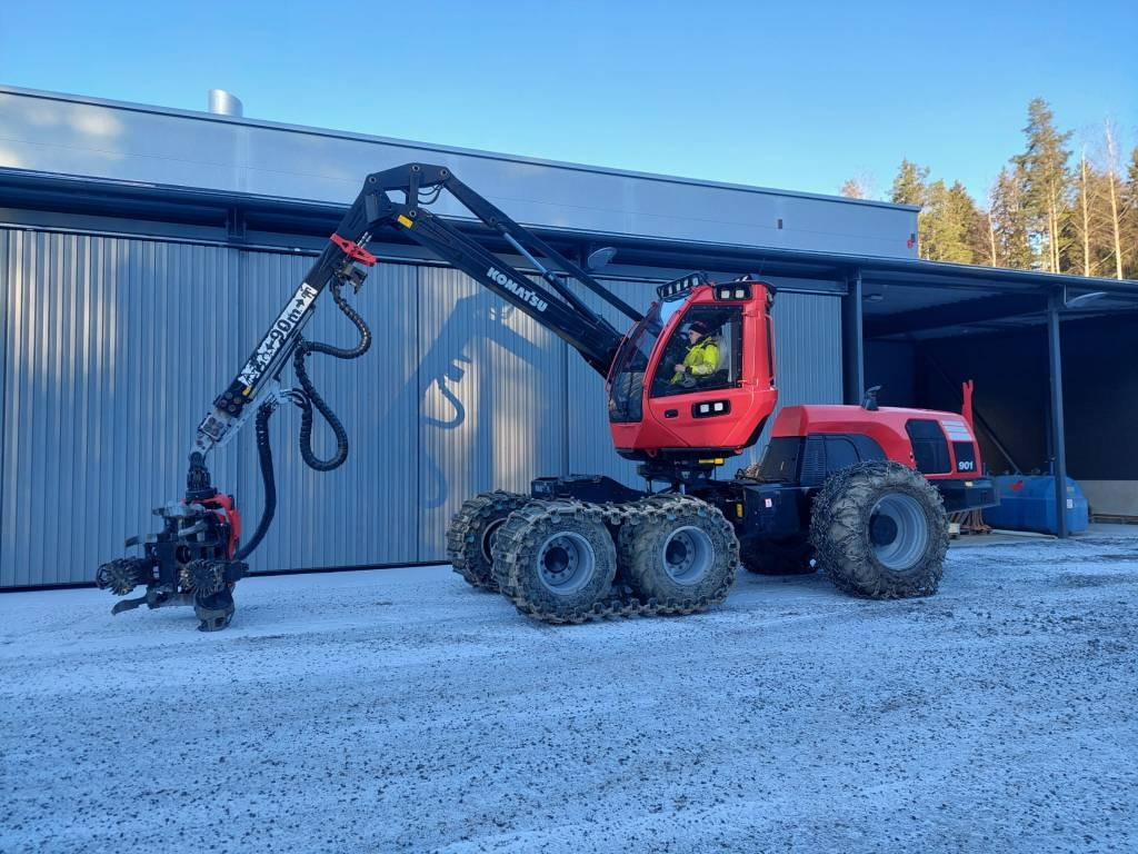 Komatsu 901 - الحصادات: صور 3 Komatsu 901 - الحصادات: صور 3