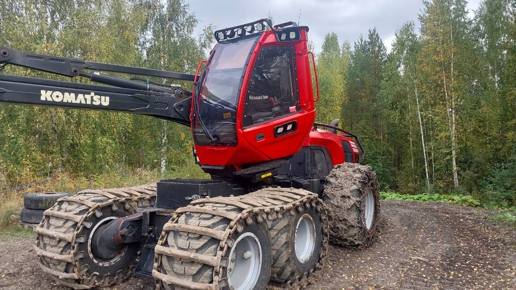 Komatsu 901 - الحصادات: صور 1 Komatsu 901 - الحصادات: صور 1