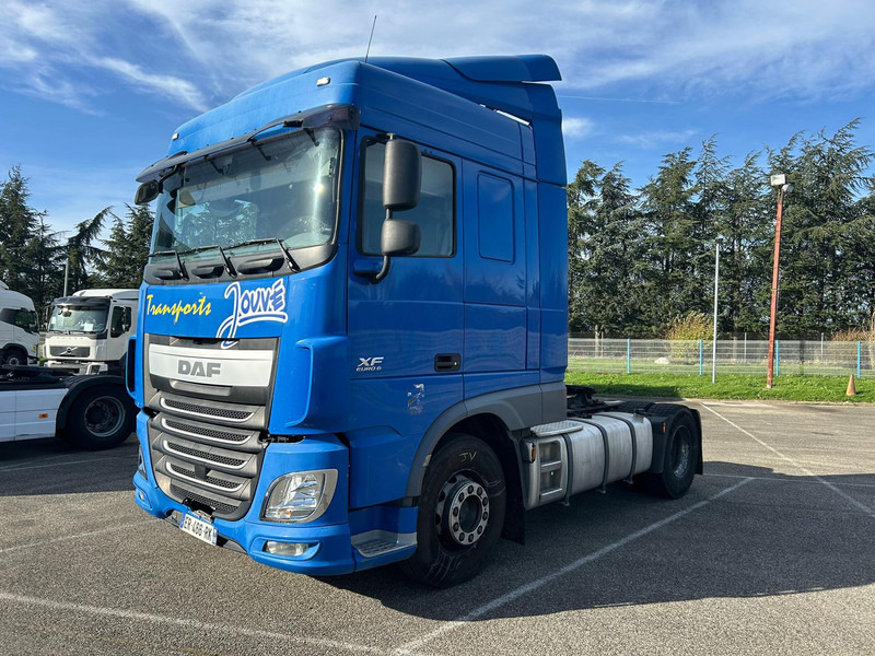 DAF XF - شاحنة جرار: صور 1 DAF XF - شاحنة جرار: صور 1