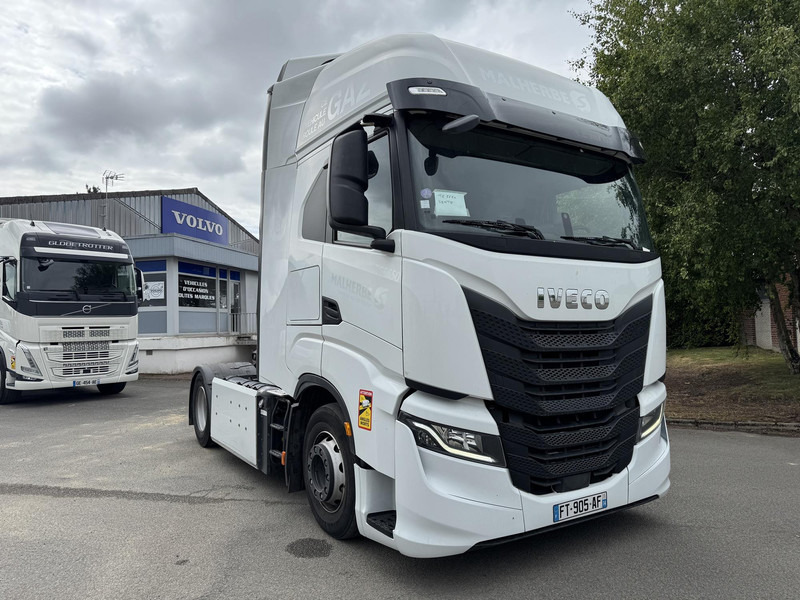 Iveco Stralis - شاحنة جرار: صور 2 Iveco Stralis - شاحنة جرار: صور 2