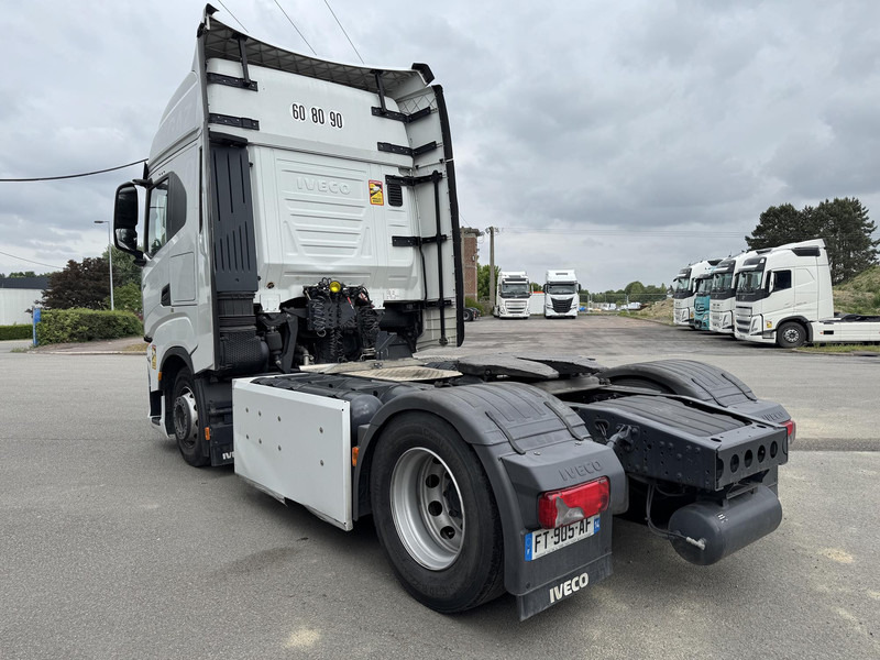 Iveco Stralis - شاحنة جرار: صور 4 Iveco Stralis - شاحنة جرار: صور 4