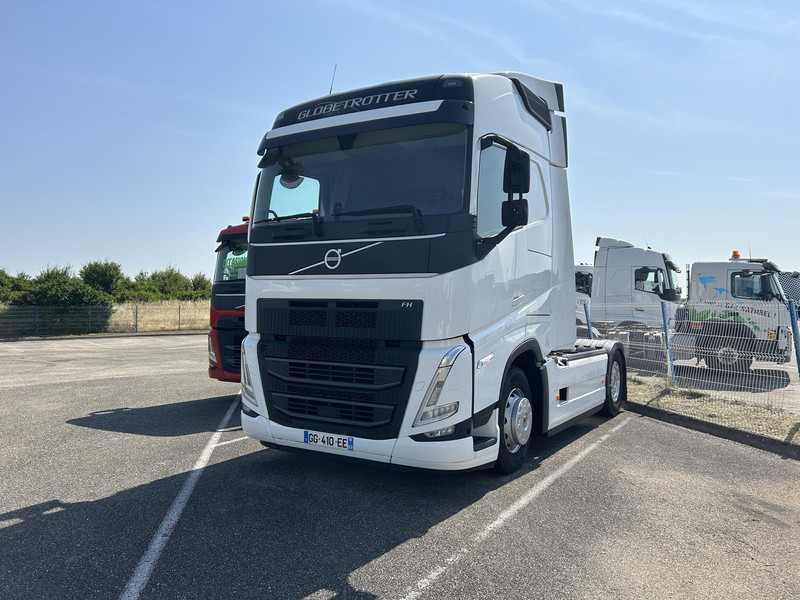 Volvo FH - شاحنة جرار: صور 1 Volvo FH - شاحنة جرار: صور 1