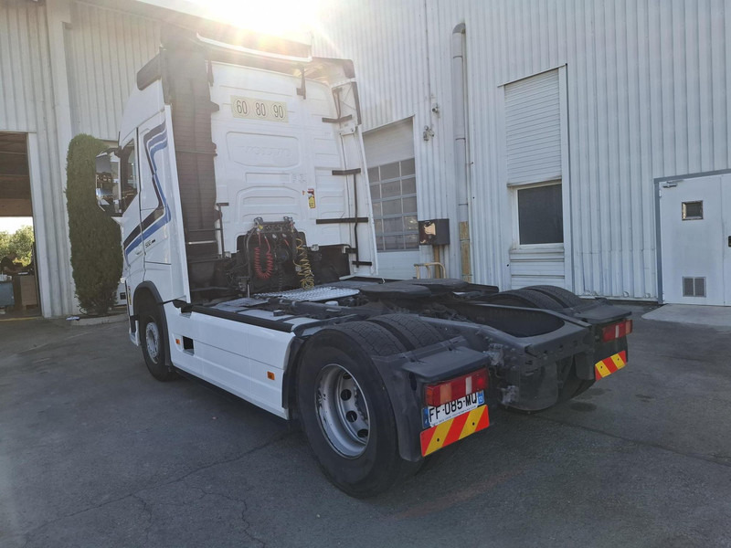 Volvo FH - شاحنة جرار: صور 4 Volvo FH - شاحنة جرار: صور 4