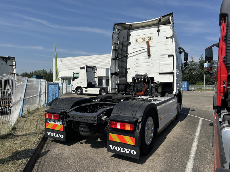 Volvo FH - شاحنة جرار: صور 5 Volvo FH - شاحنة جرار: صور 5