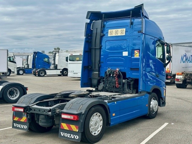 Volvo FH - شاحنة جرار: صور 2 Volvo FH - شاحنة جرار: صور 2