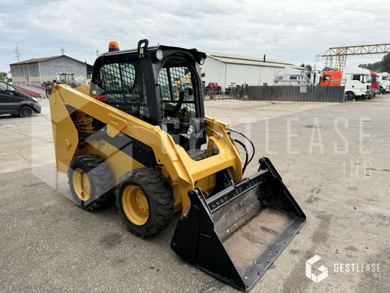 Caterpillar 236D - شيول صغير: صور 4 Caterpillar 236D - شيول صغير: صور 4