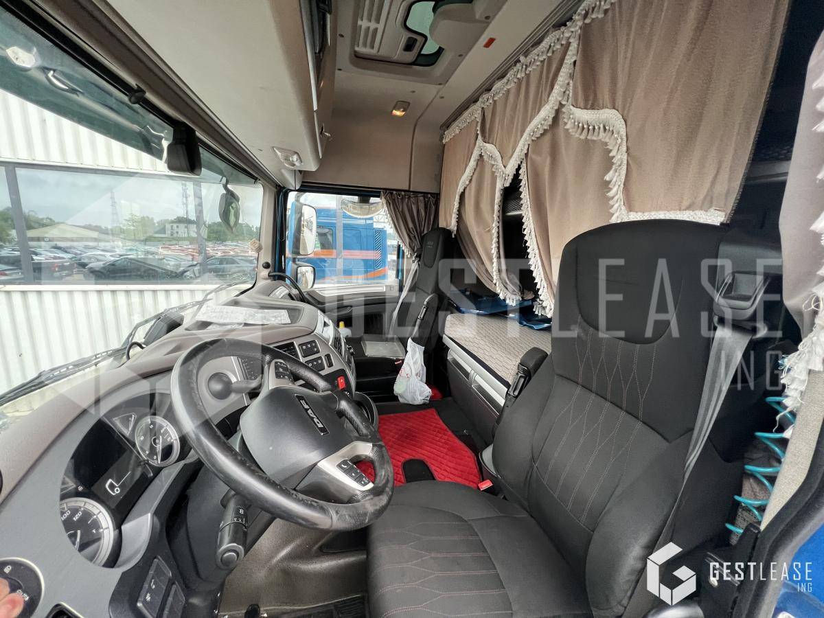DAF XF450 FT - شاحنة جرار: صور 5 DAF XF450 FT - شاحنة جرار: صور 5