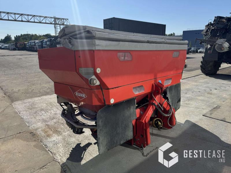 Kuhn AXIS 40.1 W - آلة رش الأسمدة: صور 3 Kuhn AXIS 40.1 W - آلة رش الأسمدة: صور 3