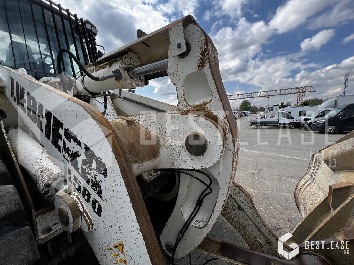 اللودر بعجل Liebherr L580 ENGIN NEW: صور 26