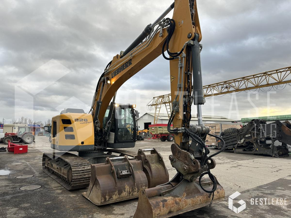 Liebherr R926 COMPACT - حفارات زحافة: صور 4 Liebherr R926 COMPACT - حفارات زحافة: صور 4