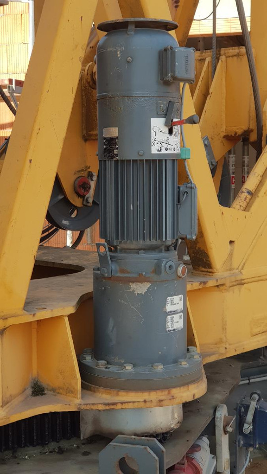 Liebherr 71K used 2007 - رافعة برجية: صور 3 Liebherr 71K used 2007 - رافعة برجية: صور 3