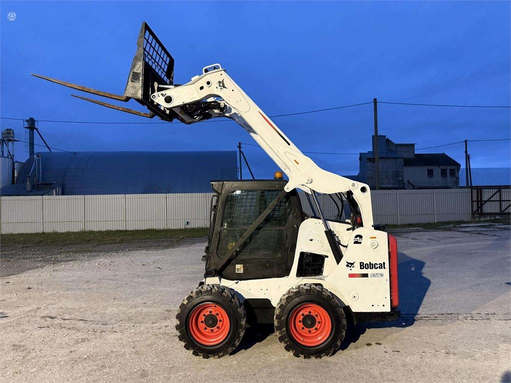 Bobcat S570 - شيول صغير: صور 2 Bobcat S570 - شيول صغير: صور 2