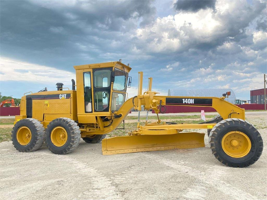 CAT 140 H - آلة تسوية الأرض: صور 2 CAT 140 H - آلة تسوية الأرض: صور 2