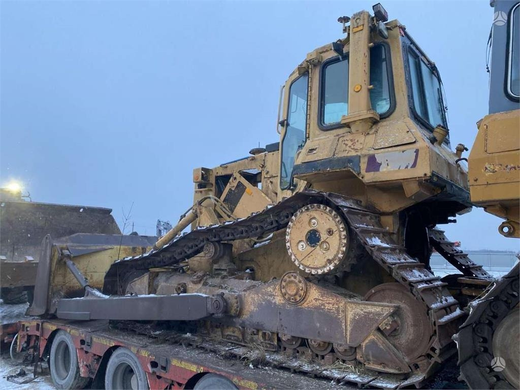 CAT D5H XL FOR SPARE PARTS - بلدوزر: صور 4 CAT D5H XL FOR SPARE PARTS - بلدوزر: صور 4