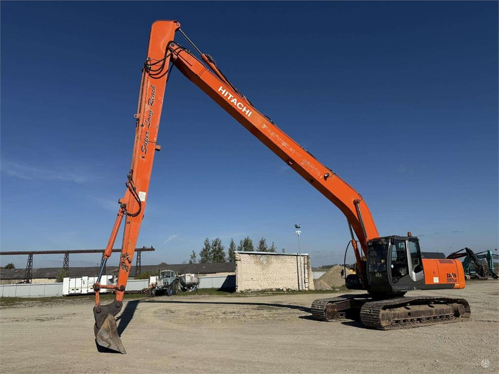 Hitachi ZX 250 LC-3 , 21 M , 800 mm - حفارات زحافة: صور 1 Hitachi ZX 250 LC-3 , 21 M , 800 mm - حفارات زحافة: صور 1