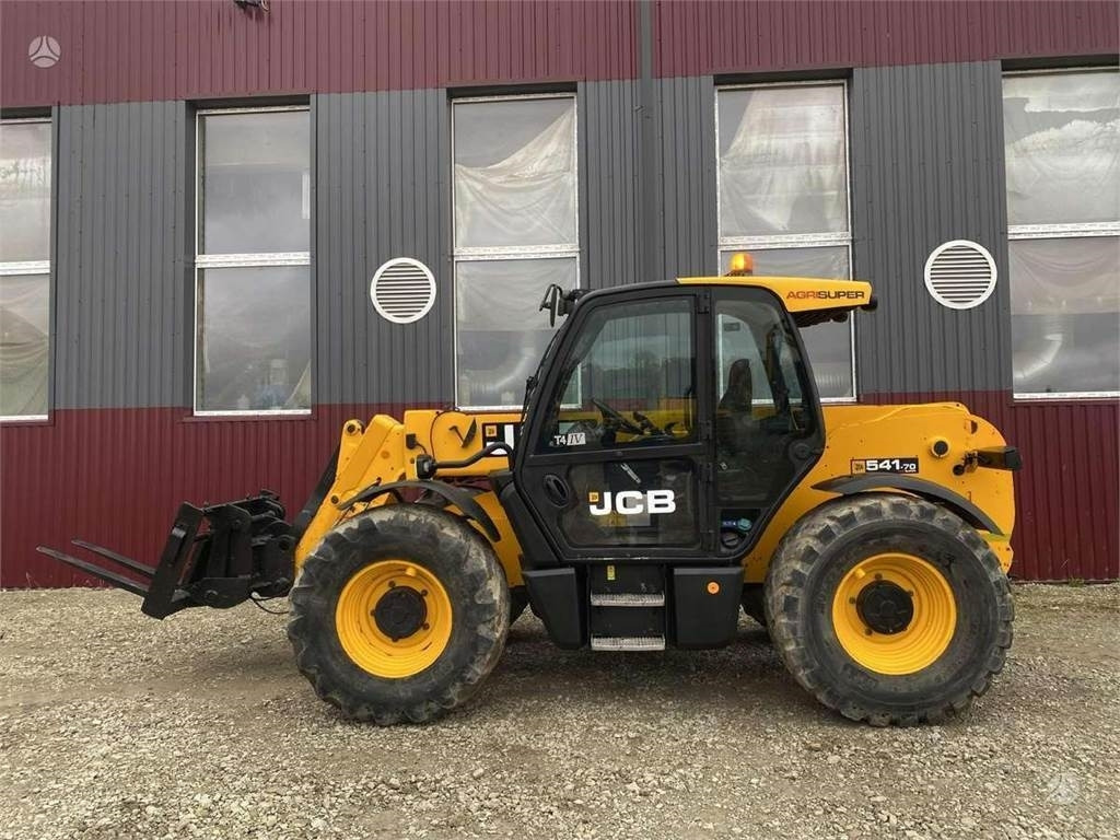 JCB 541-70 AgriSuper, 40 km/h - رافعة تلسكوبية: صور 1 JCB 541-70 AgriSuper, 40 km/h - رافعة تلسكوبية: صور 1