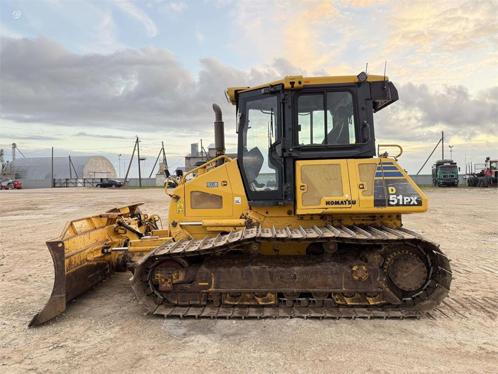 Komatsu D51PX-22 - بلدوزر: صور 4 Komatsu D51PX-22 - بلدوزر: صور 4