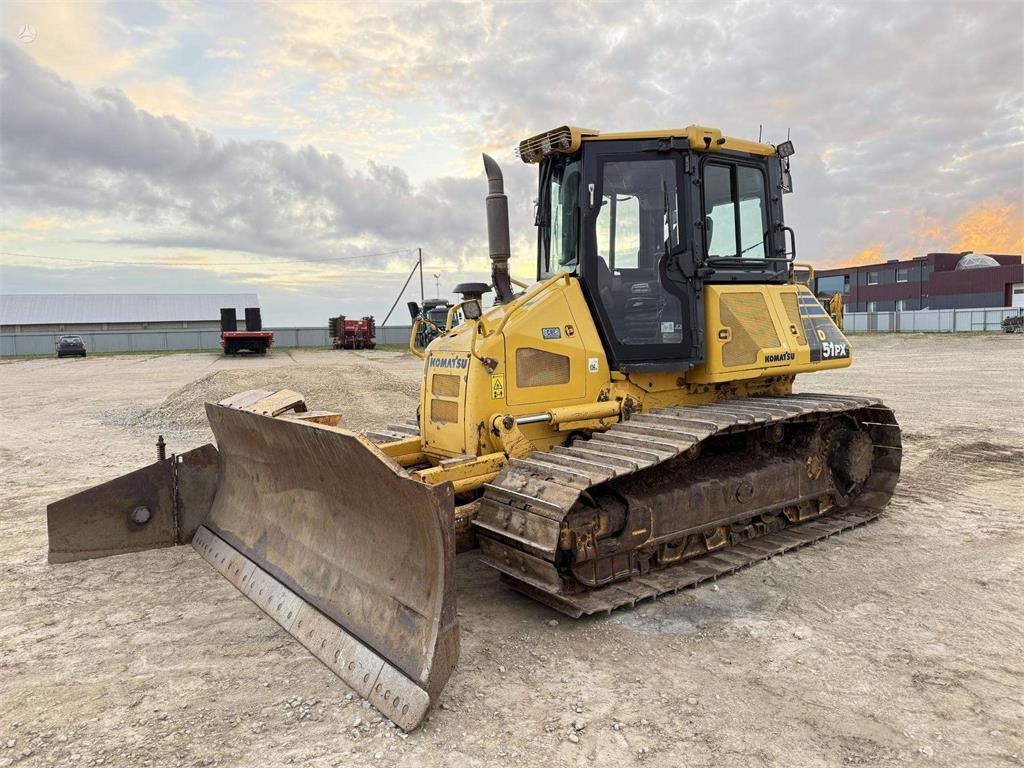 Komatsu D51PX-22 - بلدوزر: صور 3 Komatsu D51PX-22 - بلدوزر: صور 3