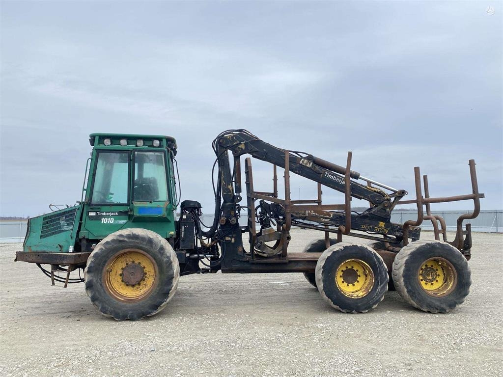 Timberjack 1010 DALIMIS FOR SPARE PARTS - شاحنات نقل الأخشاب في الغابات: صور 3 Timberjack 1010 DALIMIS FOR SPARE PARTS - شاحنات نقل الأخشاب في الغابات: صور 3