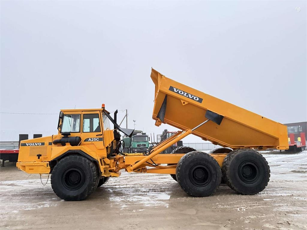 Volvo A25C - شاحنة مفصلية: صور 5 Volvo A25C - شاحنة مفصلية: صور 5