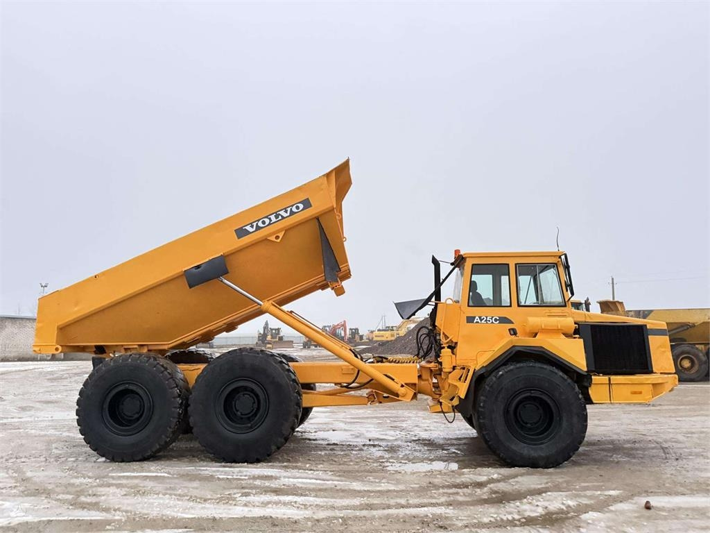 Volvo A25C - شاحنة مفصلية: صور 2 Volvo A25C - شاحنة مفصلية: صور 2