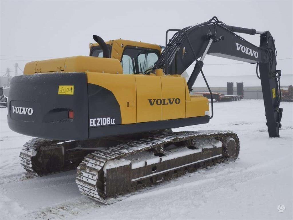 Volvo EC 210 BLC - حفارات زحافة: صور 5 Volvo EC 210 BLC - حفارات زحافة: صور 5