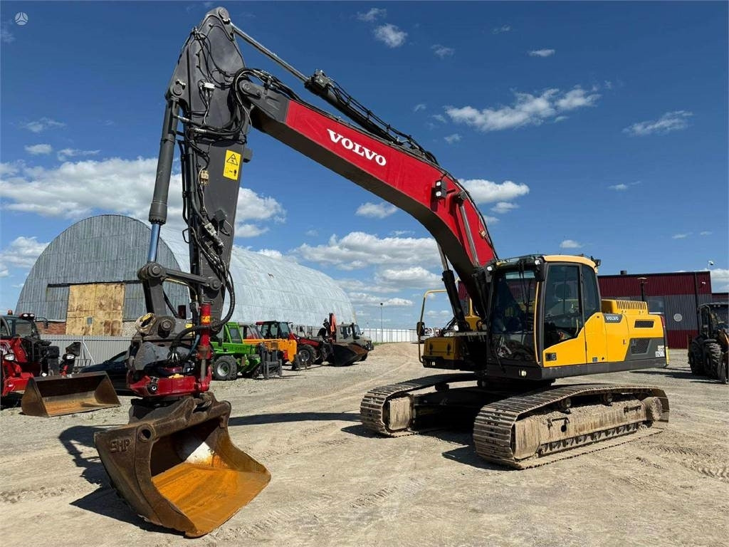 Volvo EC 250 DL 3D GPS + ROTOTILT - حفارات زحافة: صور 1 Volvo EC 250 DL 3D GPS + ROTOTILT - حفارات زحافة: صور 1