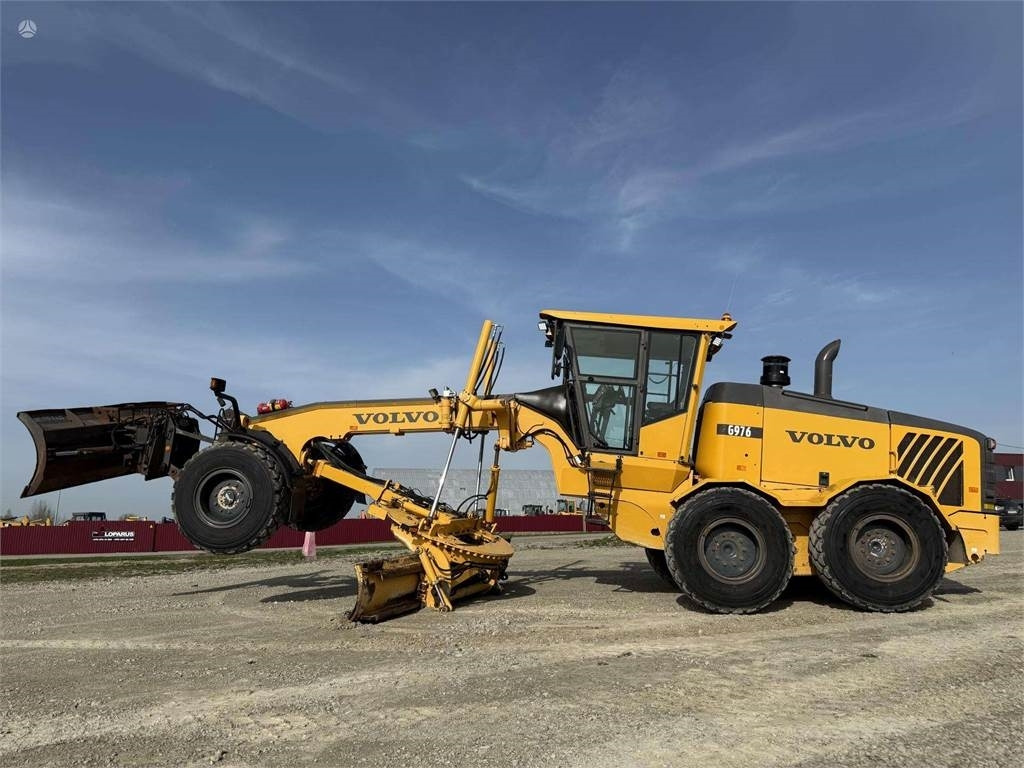 Volvo G976 6x6 Canada made - آلة تسوية الأرض: صور 2 Volvo G976 6x6 Canada made - آلة تسوية الأرض: صور 2