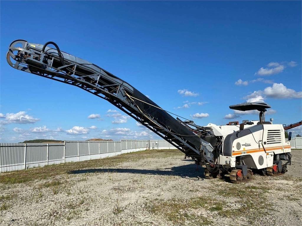 Wirtgen W100F - ماكينات لصقل الأسفلت: صور 4 Wirtgen W100F - ماكينات لصقل الأسفلت: صور 4