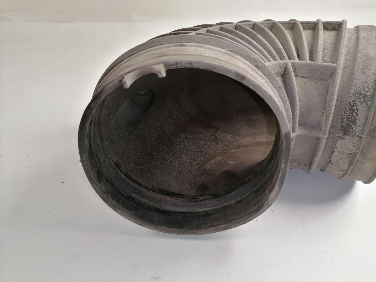 DAF Air intake 1667680 - نظام سحب الهواء - شاحنة: صور 3 DAF Air intake 1667680 - نظام سحب الهواء - شاحنة: صور 3