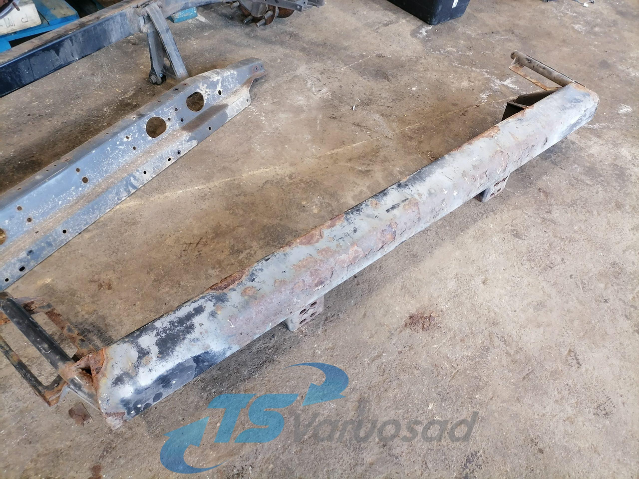 MAN Bumper 85416605053 - كأس مترعة - شاحنة: صور 3 MAN Bumper 85416605053 - كأس مترعة - شاحنة: صور 3