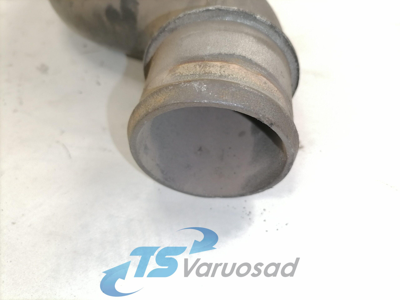 MAN Coolant pipe 51063023185 - نظام التبريد - شاحنة: صور 4 MAN Coolant pipe 51063023185 - نظام التبريد - شاحنة: صور 4