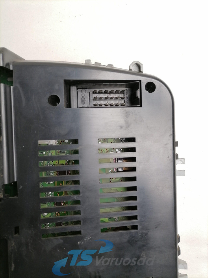 MAN Dashboard 81272026125 - لوحة القيادة - شاحنة: صور 4 MAN Dashboard 81272026125 - لوحة القيادة - شاحنة: صور 4