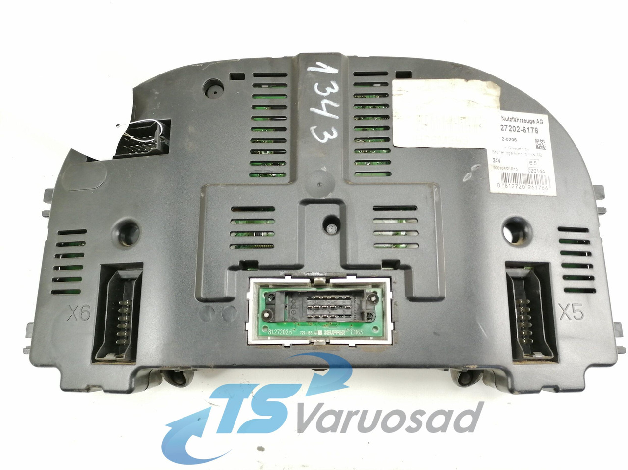 MAN Dashboard 81272026176 - لوحة القيادة - شاحنة: صور 3 MAN Dashboard 81272026176 - لوحة القيادة - شاحنة: صور 3