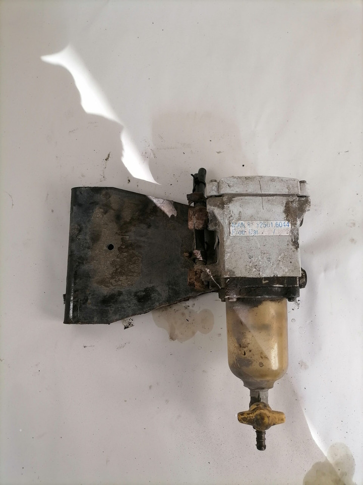 MAN Fuel separator 81125016044 - فلتر الوقود - شاحنة: صور 2 MAN Fuel separator 81125016044 - فلتر الوقود - شاحنة: صور 2