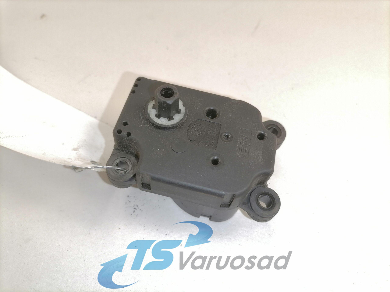 MAN Interior heating damper position regulator A7584003 - قطع غيار عامة - شاحنة: صور 3 MAN Interior heating damper position regulator A7584003 - قطع غيار عامة - شاحنة: صور 3