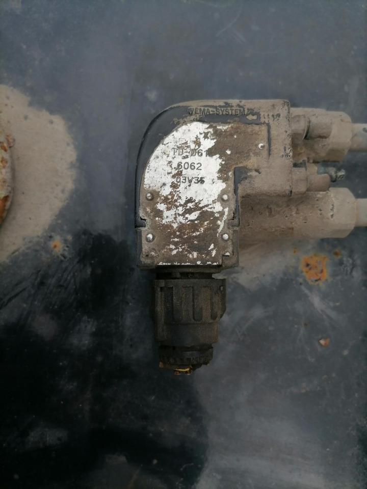 MAN Kütusepaak 400L 81122015554 - خزان وقود - شاحنة: صور 2 MAN Kütusepaak 400L 81122015554 - خزان وقود - شاحنة: صور 2