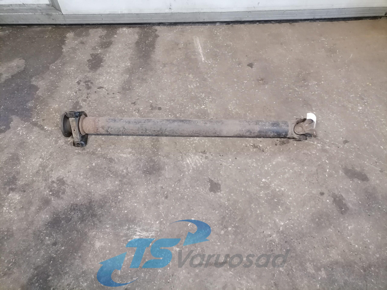 MAN Propeller shaft 81393836168 - عمود الكردان - شاحنة: صور 1 MAN Propeller shaft 81393836168 - عمود الكردان - شاحنة: صور 1