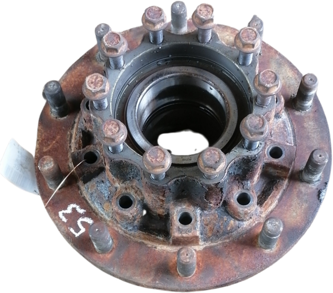 MAN Rear axel hub 81357010155 - قطع غيار عامة - شاحنة: صور 1 MAN Rear axel hub 81357010155 - قطع غيار عامة - شاحنة: صور 1