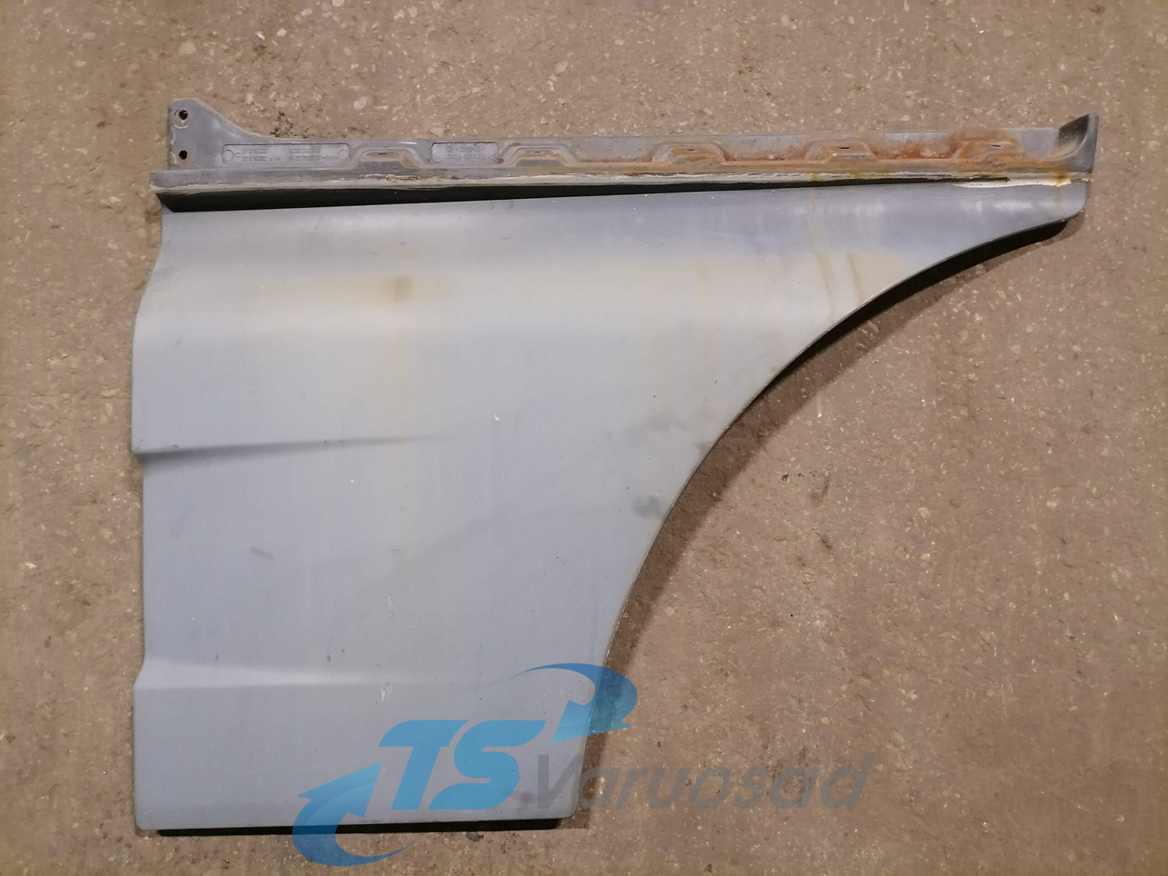 MAN Ukse pikendus, vasak 81626100019 - باب و قطع الغيار - شاحنة: صور 1 MAN Ukse pikendus, vasak 81626100019 - باب و قطع الغيار - شاحنة: صور 1