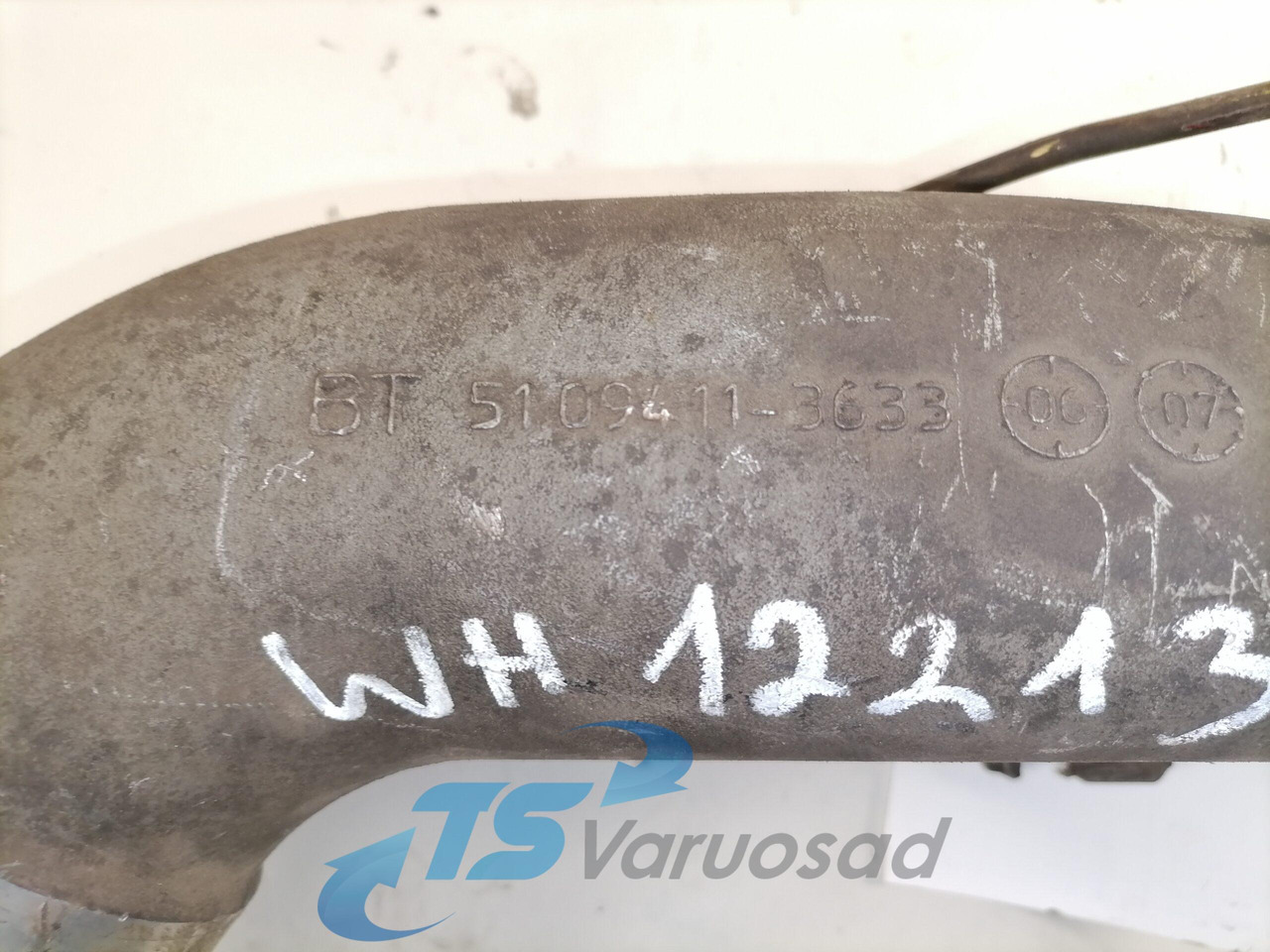 MAN intercooler pipe 51094113633 - المبرد - شاحنة: صور 2 MAN intercooler pipe 51094113633 - المبرد - شاحنة: صور 2