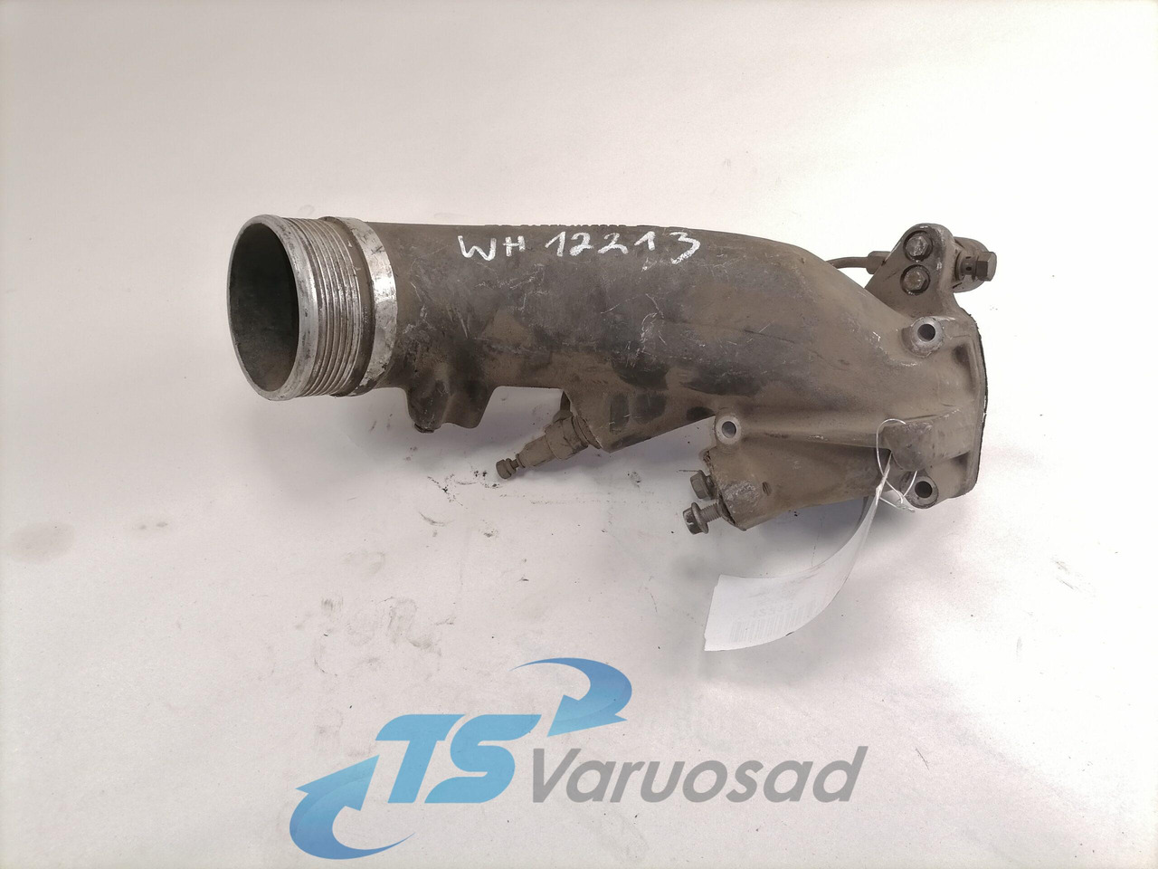 MAN intercooler pipe 51094113633 - المبرد - شاحنة: صور 1 MAN intercooler pipe 51094113633 - المبرد - شاحنة: صور 1