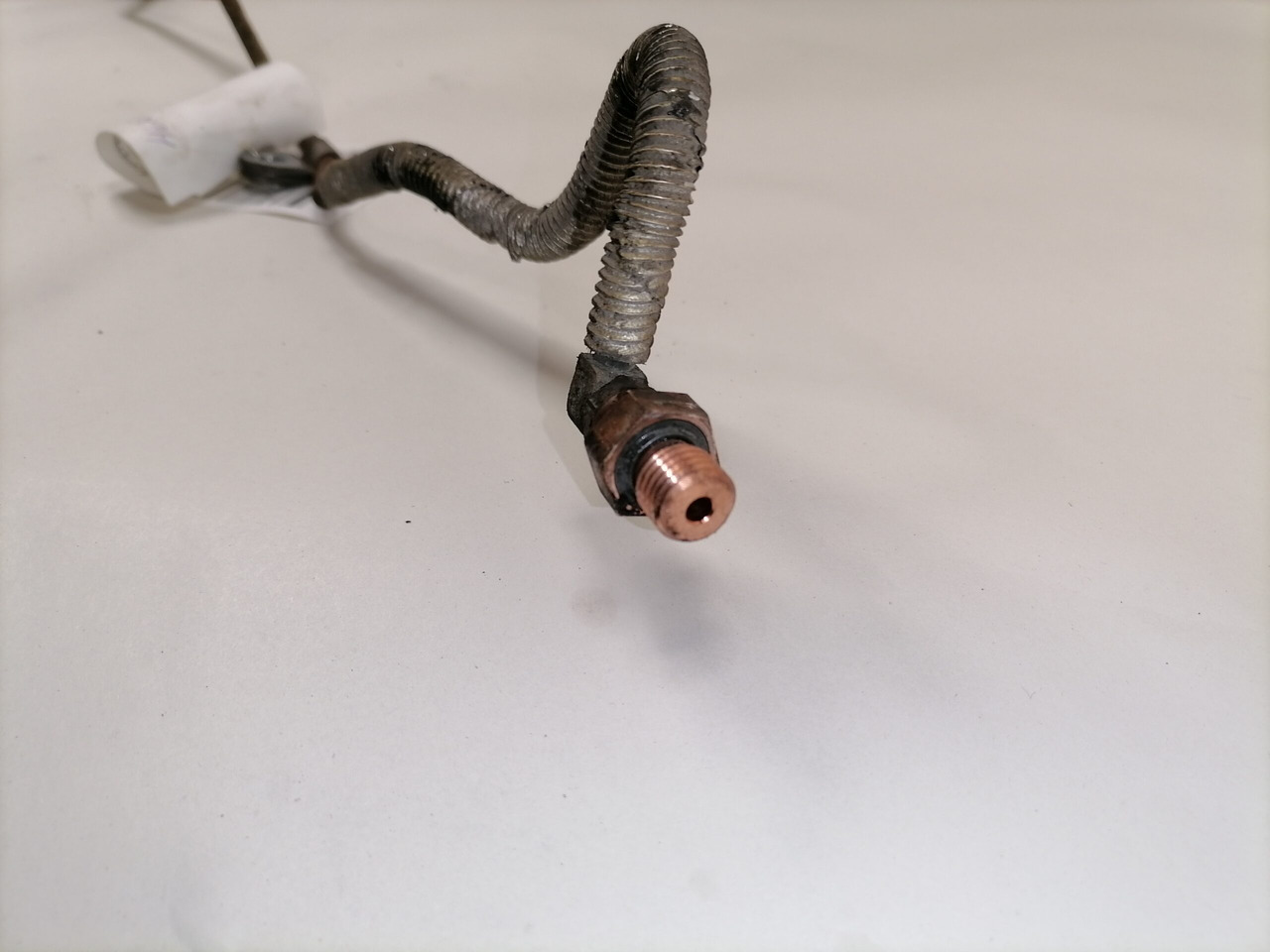 Mercedes-Benz Compressor air pipe A4710901137 - ضاغط - شاحنة: صور 2 Mercedes-Benz Compressor air pipe A4710901137 - ضاغط - شاحنة: صور 2