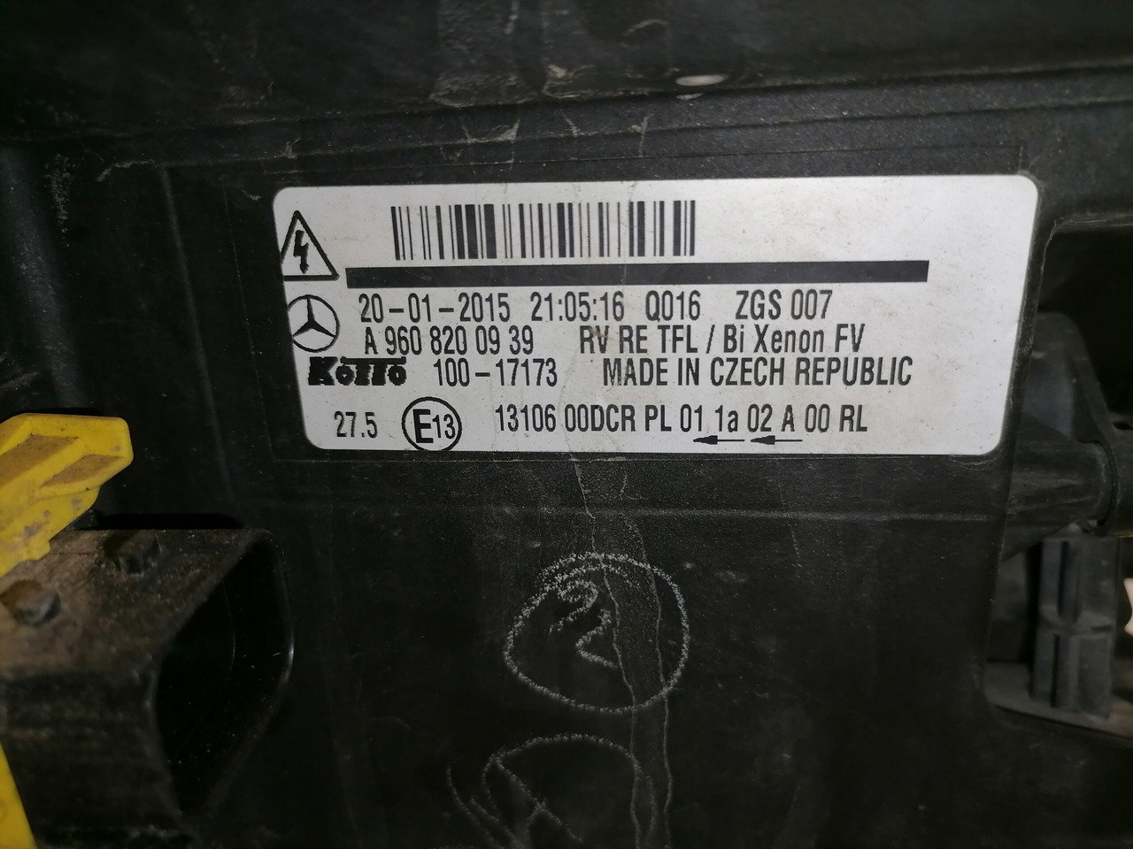 Mercedes-Benz Esituli, xenon A9608200939 - أضواء - شاحنة: صور 5 Mercedes-Benz Esituli, xenon A9608200939 - أضواء - شاحنة: صور 5