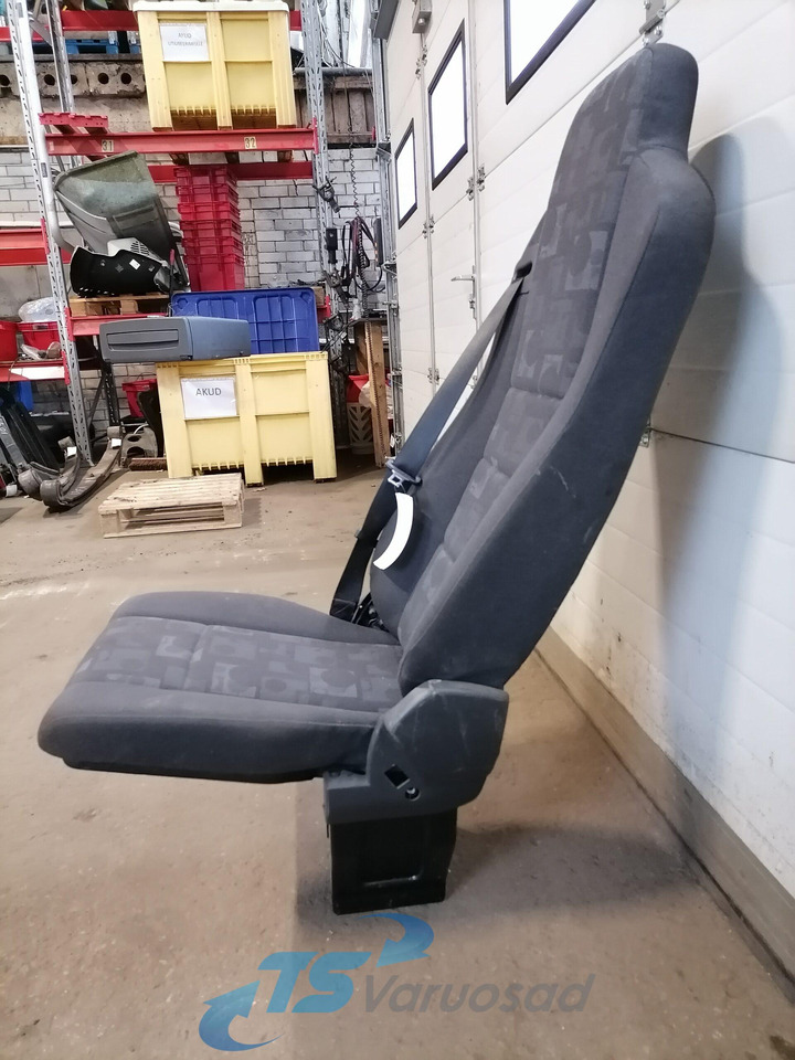 Mercedes-Benz Kaasreisija iste A9439100601 - مقاعد السيارات - شاحنة: صور 3 Mercedes-Benz Kaasreisija iste A9439100601 - مقاعد السيارات - شاحنة: صور 3